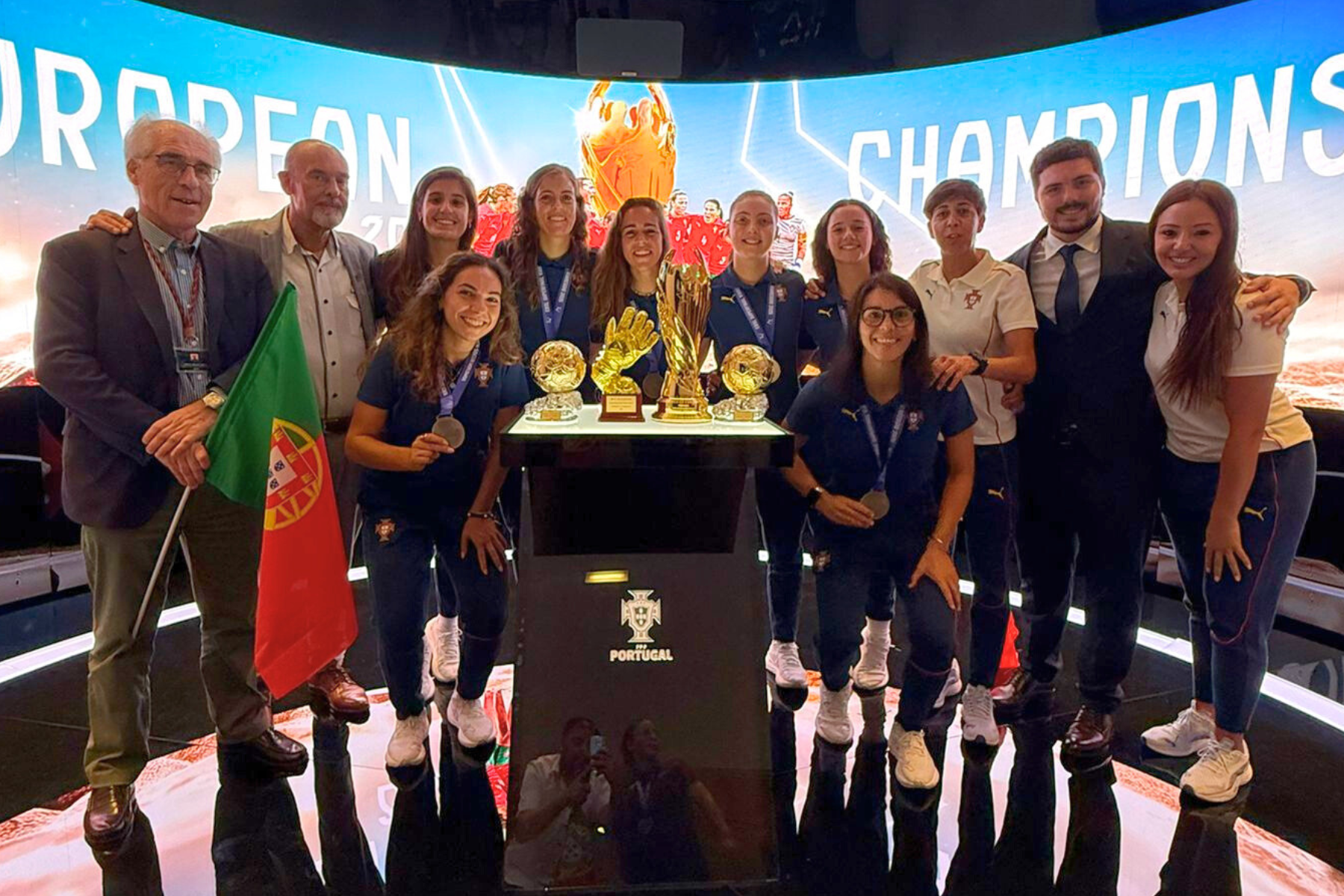 AF Leiria presente na Homenagem à Seleção Nacional Feminina de Futebol de Praia
